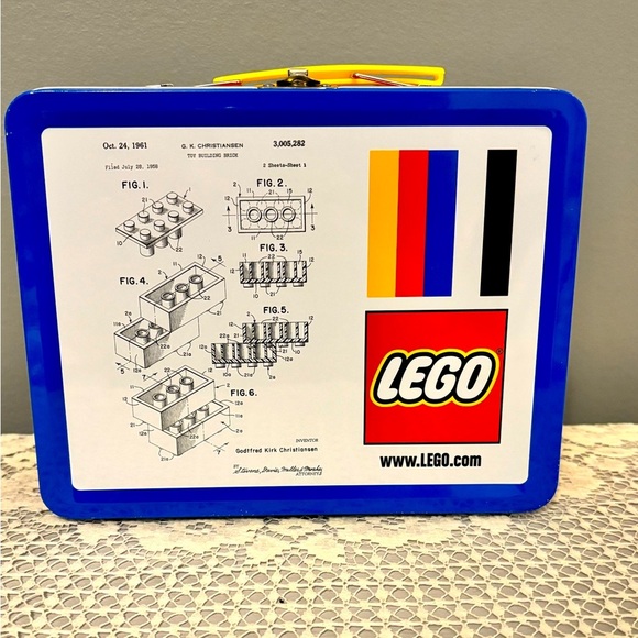 Lego tin lunchbox with original patent design - Picture 1 of 8
